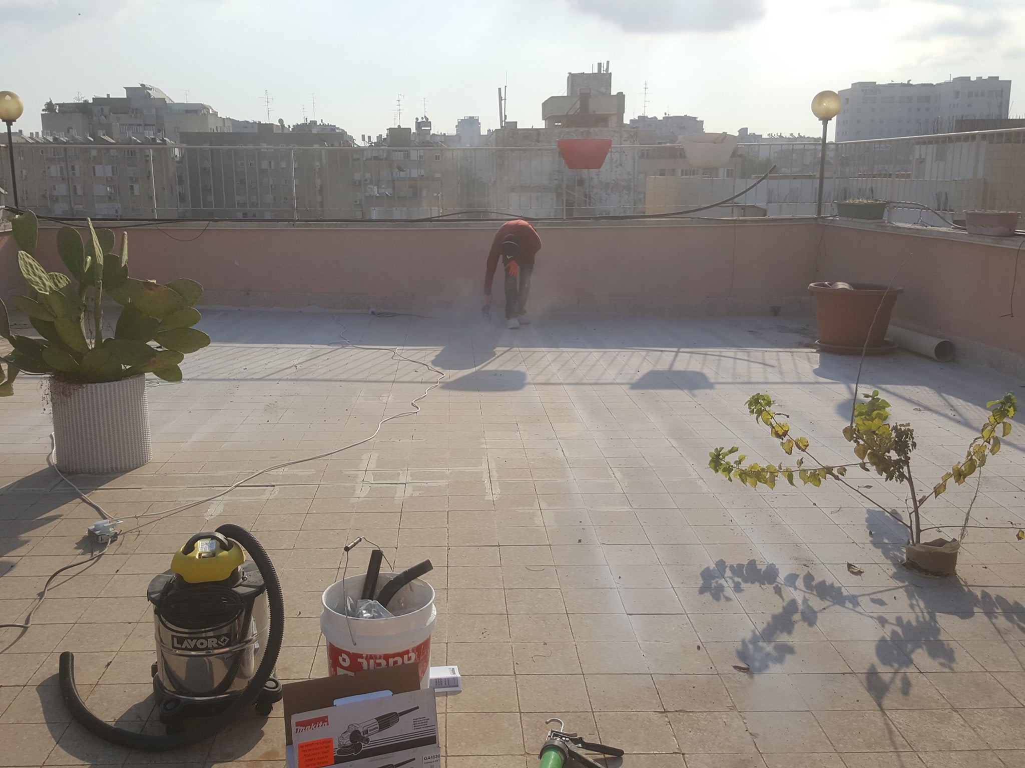 מומחה איטום מרפסות